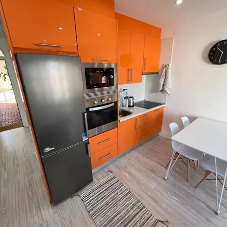 Orlando Fanabe Apartment Apartman *
