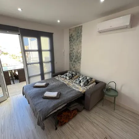 Orlando Fanabe Apartment Apartman *